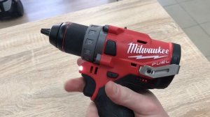 Аккумуляторная дрель-шуруповёрт Milwaukee M12 FDD