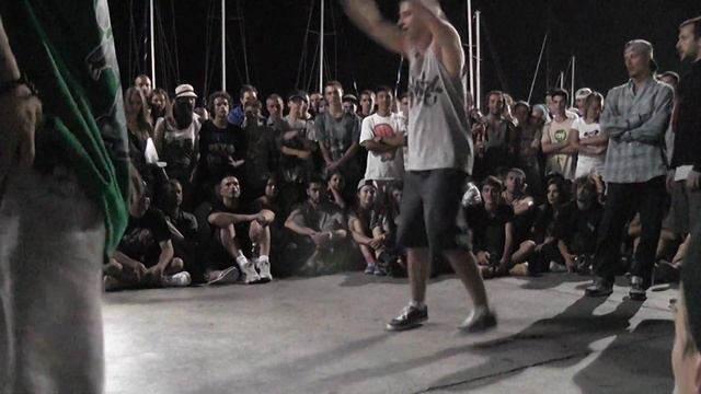 Yalta summer jam 2012 все в круг!Заруба от Булки\Султан, vs Ян,Влад смотреть онлайн