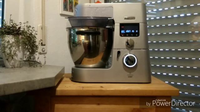Kenwood Cooking Chef Gourmet Eingebranntes entfernen und putzen Tipps und Tricks ( Deutsch und HD ) смотреть онлайн
