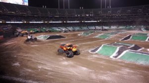 👀👀Monster Mutt Dalmatian VS Zombie Monster Jam 2019 Oakland World Finals👀👀