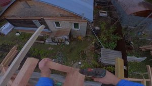 БОЛЬШИЕ ФРОНТОННЫЕ СВЕСЫ кровли своими руками! ХИТРЫЙ СПОСОБ монтажа в одиночку