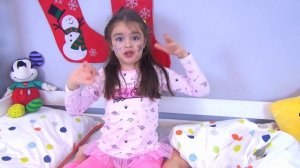 Алиса заболела и не хочет идти в школу