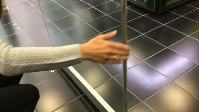 Подвижное стекло: люфт движения панелей