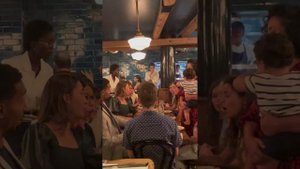 An Opera Singer and a CHOIR join me in a French Restaurant ?