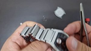 Hugo Boss watch battery replacement/Замена батарейки часов