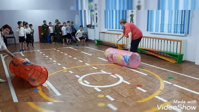 Утренник в честь праздника "День защитника отчества" с воспитанниками группы "Жар-птица"