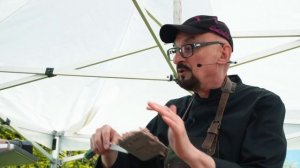 Гамбургер и гиждуванский люля-кебаб - без топориков, при помощи знаний! Показывает Сталик Ханкишиев