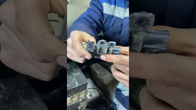 KIA optima ремонт генератор смотреть онлайн