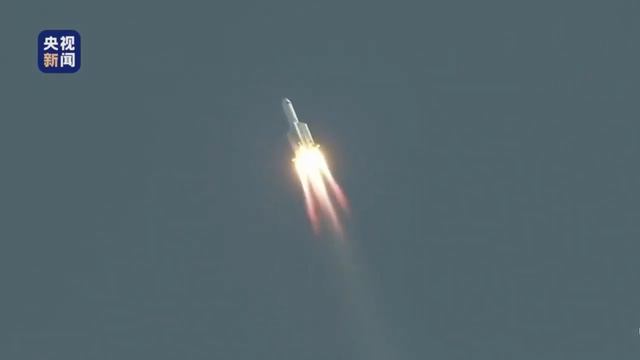 Китай осуществил успешный запуск испытательной версии китайского космического корабля нового типа