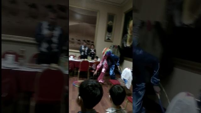 Клоун реприза холохуп смотреть онлайн