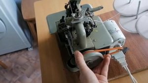 Оверлок трехниточный