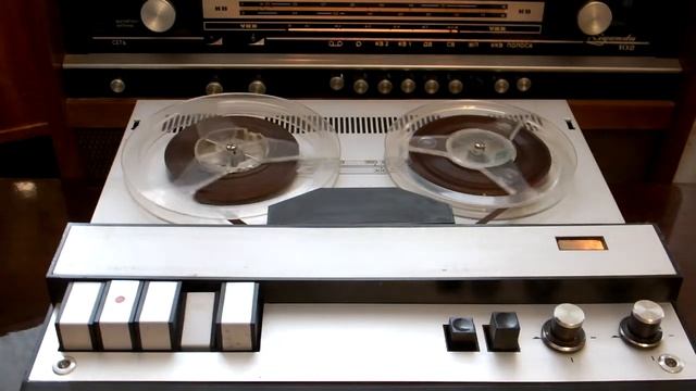 Найдено на старой ленте:"Давай поговорим"-Э.Хиль, "Я думала,гадала "--Мария Кодряну смотреть онлайн