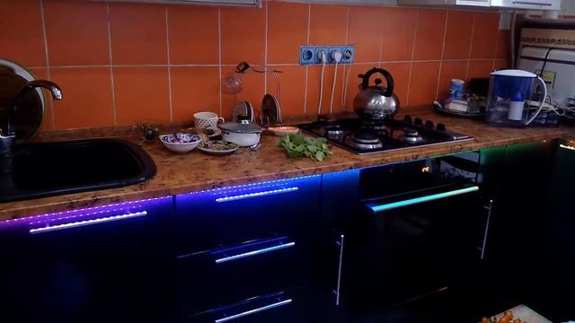 Декоративная подсветка на кухне. Ардуино проект. смотреть онлайн