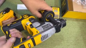 Dewalt DCH172N | máy khoan bê tông dewalt DCH172 new 20v gia 2tr9 body Lh 0962232180 Tùng