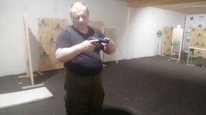 Особенности стрельбы из пистолета в одноручном хвате