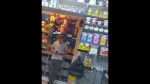 Русофобия в Казахстане. Казашка быкует. Быдло казахское. Остановитесь! Терпеливый продавец.