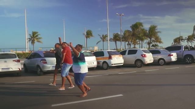 Oh Polêmico - DEIXA EU BOTAR MEU BONECO (Videoclipe Oficial) | BAILE DO POLLY 2.0 смотреть онлайн