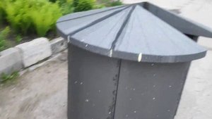 Конусная крышка для колодца из пенопласта с граффитом. Скорлупа утепления колодца. Домик для колодц