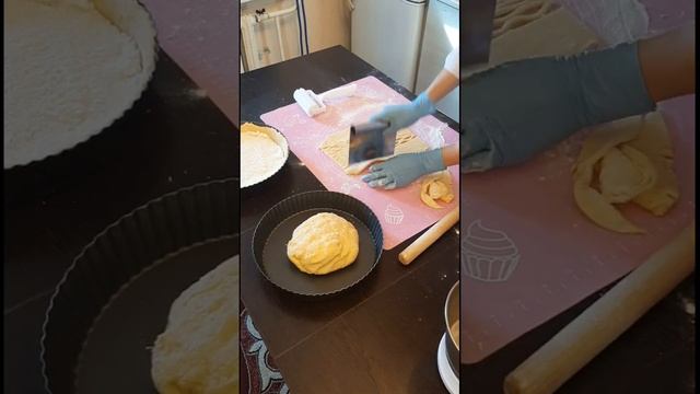 Творожный пирог и со сгущёнкой смотреть онлайн