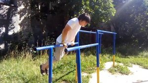 27 Выходов силой из горизонта ЗА 1:54 СЕКУНДЫ РЕКОРД МИРА 27 Muscle Ups To Front Lever world record