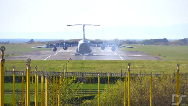 [4K] OVERHEAD LANDING | USAF Lockheed Martin C5M Super Galaxy at Prestwick Airport 2022 смотреть онлайн