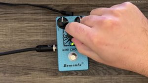 Demon FX Mini Chorus (clone of the Analogman Mini Chorus) (No talking sound demo)