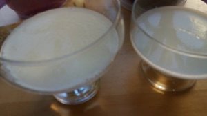 Клубнично - молочное желе