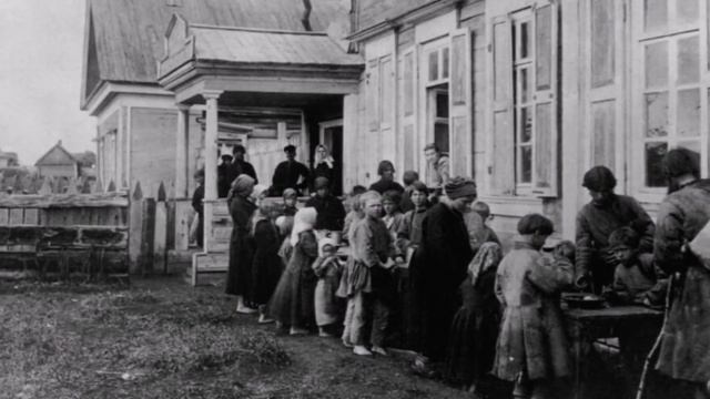 Информационно-исторический калейдоскоп «Комсомол – символ мужества и героизма» смотреть онлайн