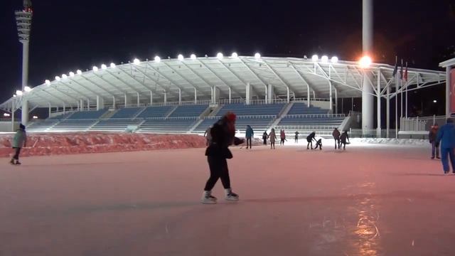 На катке Метеор в Жуковском. 24.02.18 смотреть онлайн