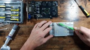ASUS Nvidia GeForce GTX 750 TI - Teardown and cleaning for better benchmark results