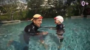 Как Научить Ребенка Плавать Правильными Стилями: Кроль и Брасс с ученицей Златой! Смотрите!!