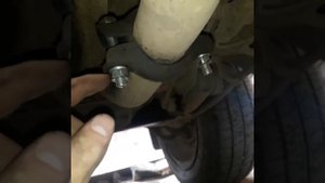 Ремонт защиты двигателя и хомута на глушитель