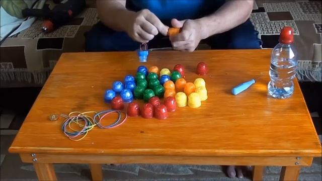Игрушка из пластиковых крышек смотреть онлайн