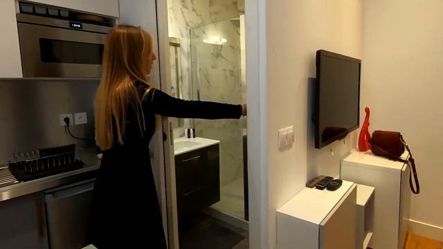 Купить квартиру в Париже. РУМ ТУР.