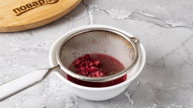 Салат из красной капусты с гранатом