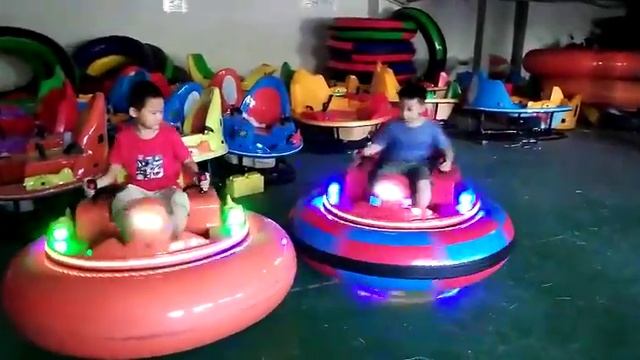 Надувные бамперные машинки смотреть онлайн