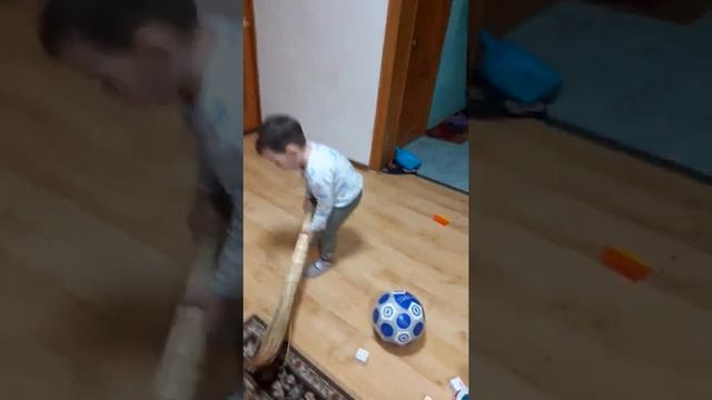 Наш ребенок!!! №73. Максимке 1 год и 11 месяцев.