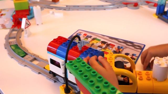 *NEW* LEGO Education Coding Express 45025 | Learn to Code with Trains for Preschoolers!