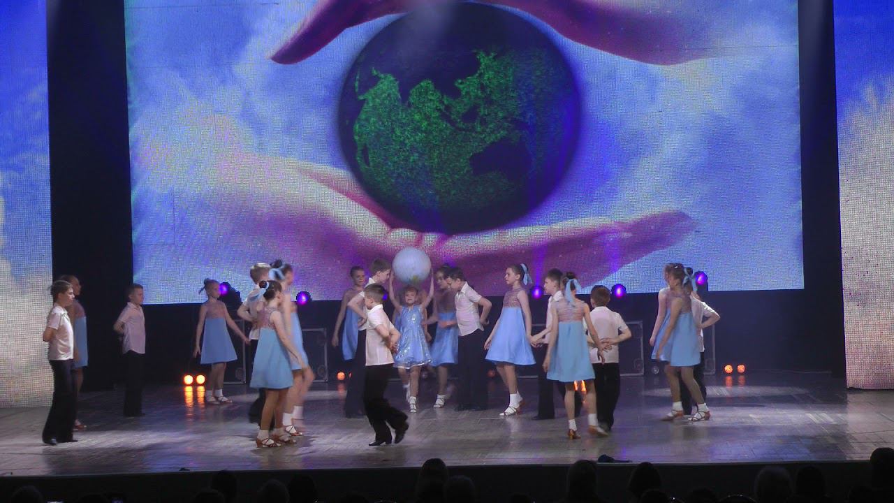 Не уроните шарик. Реверанс. Заключительный концерт 2021 смотреть онлайн