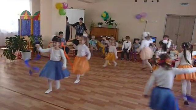 Танец с лентами смотреть онлайн