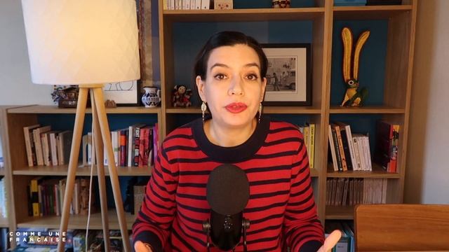 French People Never Wear Berets смотреть онлайн