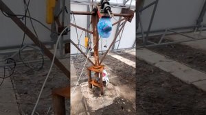 первый трекер для солнечных панелей моей электростанции собран