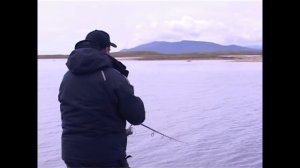 Рыбалка в Монголии на озере Хубсугул. Ловля хариуса из-под винта на Байкале.