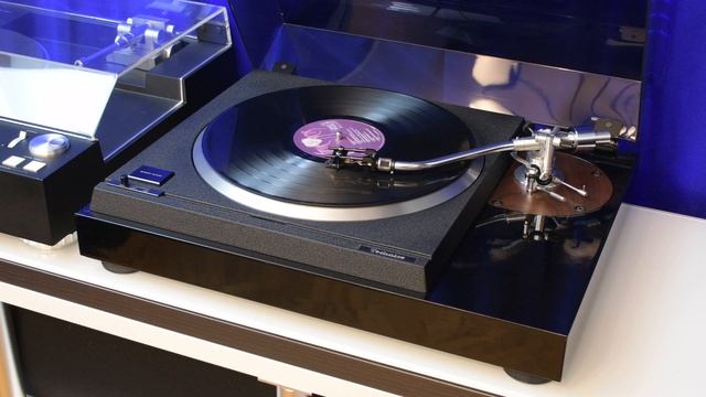 Проигрыватель винила Technics SP-20+Micro Seiki MA-505 смотреть онлайн