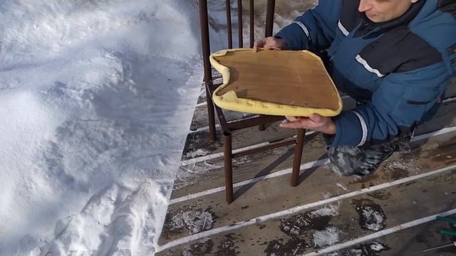 Перетяжка стула. Замена обивки на мебели. Обтянуть мебель, это просто! смотреть онлайн