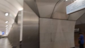 Московское метро: обзор станции Тургеневская, Сретенский бульвар, Чистые пруды.