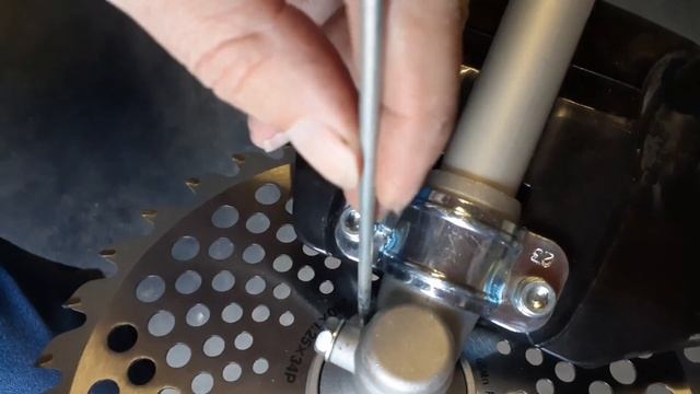 Бензокоса Caiman WX21. Обзор и первый запуск. смотреть онлайн