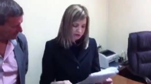 Прокурор Крыма Наталья Поклонская зачитывает предостережение Меджлису Крымских татар