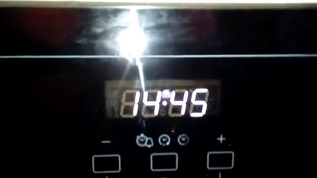 Посередине вверху символ приготовления. Как эго убрать Whirlpool akp 745/nb смотреть онлайн