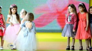 Модный показ "Маленькая модница"